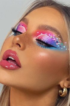 Rave Make Up Looks, Candy Themed Makeup Looks, Colorful Rave Makeup, Lisa Frank Makeup Looks, Easy Creative Makeup, Bright Colorful Eye Makeup, Pastel Makeup Looks, Pride Makeup Ideas, Makijaż Sugar Skull