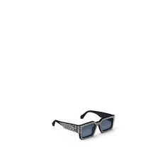 LOUIS VUITTON® - Lv Clash Pearls & Strass Sunglasses - Black Mask Shapes, Sunglasses Luxury, Louis Vuitton Official Website, Louis Vuitton Sunglasses, Sunglasses Collection, Louis Vuitton Accessories, Louis Vuitton Official, Luxury Sunglasses, Louis Vuitton Men