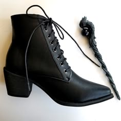 What do you do when you can't find what you want? Make it yourself, right?! I've been looking for a classic witch boot for years and I'm so I'm so excited to be offering it to you! This super comfortable and durable witchy vegan leather boot is perfect for wearing for all things witchy from rituals and spellwork to cel Witch Asethic Outfits, Witchy Vibes Outfit, Witch Style Outfits, 90s Witch Aesthetic, Vampire Academia, Black Witch Costume, Witchy Outfits, Witchy Clothing, Boho Witch