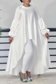 White White Top Outfit Classy, White Tops Outfit, Cruise Attire, English Dress, White Dress Styles, Shweshwe Dresses, Kaftan Designs, Muslim Style, Broken Hearted