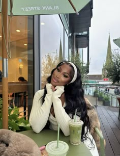 Winter Outfits With Headbands, Headband Outfit Black Women, Clean Girl Hairstyles Black Women, Blow Dry Hairstyles Black Women, Dearra Taylor Hairstyles, Girly Black Women, Feminine Aesthetic Black Women, Black Clean Girl Aesthetic, Brunch Poses