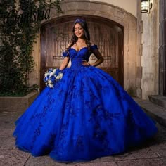 Quince Blue, Royal Blue Ball Gown, Quince Planning, Quinceanera Theme