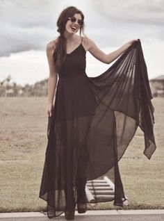 Black chiffon dress with combat boots and round sunnies. Be still my grunge heart. Wear Black Dresses, Look Grunge, Black Suspenders, Mode Boho, Moda Chic, Rock Chic, Looks Chic, Dark Fashion, Looks Style