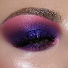 Vivid purple and pink eye makeup look using Pat McGrath Labs 'MTHRSHP Subversive: La Vie en Rose' eyeshadow palette ⚡️Adorn your eyes with a provocative palette of vivid violets, risqué plums, and incendiary golds. SNATCH your SPRING PALETTES TODAY on PATMcGRATH.COM  Eye makeup by MUA @alexandra_anele Pale Fire, Dramatic Wedding Makeup, Apply Mascara, Purple Eye Makeup, Pink Eye Makeup, Dramatic Eye Makeup