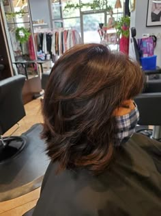 Short Hair With Lots Of Layers, Super Layered Hair, Layered Haircuts For Wavy Hair, Layered Bob With Side Bangs, Short Layer Cut