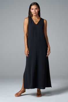 Our best-selling maxi dress is a summer staple. From weekend brunch to beach weddings, you'll wear this flowing style everywhere this season. ✓ All-Day Comfort ✓ Travel Friendly ✓ Day to Night ✓ Machine Washable DETAILS V neck Side slits FIT Regular fit True to size Model is 5'8" and wears size S MEASUREMENTS Length: 52" from shoulder (size S) FABRIC + CARE 100% polyester airflow Cold water wash on delicate. Line dry. Santorini Dress, Weekend Brunch, Outerwear Outfit, Instagram Outfits, Capri Blue, Beach Weddings, Coral Blue, Summer Staples, Long Maxi