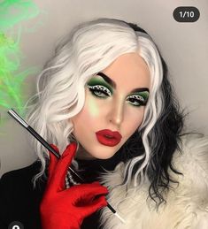 Cruelly Deville Hair, Cruella Costume Makeup, Cruela Halloween Costumes, Best Halloween Makeup Looks, Cruella Deville Hair Inspiration, Cruella Halloween Makeup, Cruelly Deville Nails