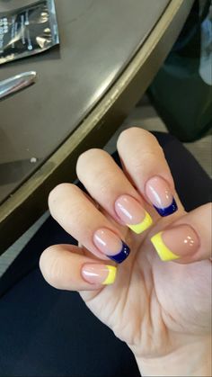 fenrbahçeli tırnak blue and yellow french nails Blue Yellow French Nails, Yellow And Dark Blue Nails, Blue N Yellow Nails, Blue And Yellow French Tip Nails, Navy Yellow Nails, Blue And Yellow Gel Nails, Yellow And Navy Nails