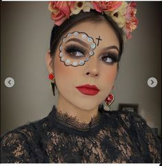 Halloween Makeup Diy Tutorial, Catrina Costume, Mexican Outfits, Halloween Makeup Sugar Skull, Mexican Halloween, Dead Makeup, Creepy Halloween Makeup, Cute Halloween Makeup, Halloween Makeup Diy