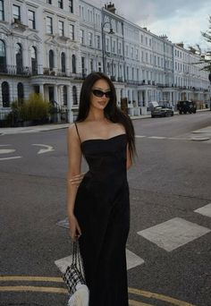 @janicejoostemaa Prom Poses, Morticia Addams, Stylish Photo Pose, Standing Poses, Pose Style, Model Poses Photography, Photo Pose Style, Dress Aesthetic, Best Photo Poses