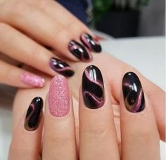 20 Stunning Fall Cat Eye Nail Ideas for 2024: Short, Red, Black, Almond, and Green Designs Aesthetic Thanksgiving, Desserts Thanksgiving, Summer Cat, Water Marble Nails, Special Nails, Marble Nail Art