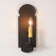 a light that is on the side of a wall