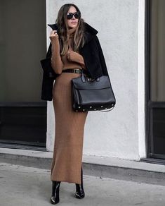 Cosas que voy Descubriendo | Reir, llorar, bailar, gritar, …. la amistad, la familia, el amor, el odio, el dolor, el rencor, … todo suma, todo eres tu Winter Mode Outfits, Sweater Dress Outfit, Mode Inspo, Looks Style, Winter Fashion Outfits, Fall Winter Outfits, Edgy Fashion, Get Dressed, Modest Fashion