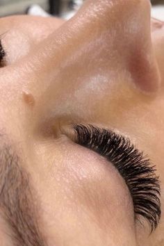 Learn how to lash map by following this lash tech! Lash mapping styles. Madison Leigh Co. offers in-studio beauty services and beauty business coaching and training. Follow to learn lash tech tips, how to apply lash extensions, how to start or grow your beauty business, and more! Lash Mapping Styles, Eyelash Extensions Volume