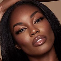 Natural Prom Makeup, Black Women Makeup, Dark Skin Beauty, Afro Punk