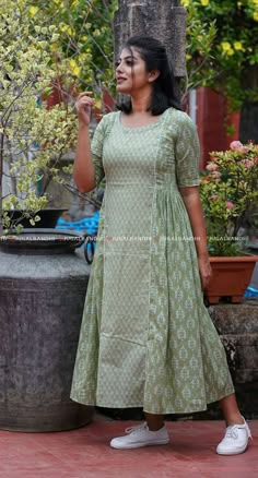 Flair Kurti Designs Latest, Cotton Kurti Pattern Design, Churidar Tops Designs, Simple Cotton Dress Pattern Indian, Cotton Designer Kurtis Patterns, Cotton Churidar Designs Ideas Patterns, Stitched Kurti Designs, Cotton Kurti Pattern