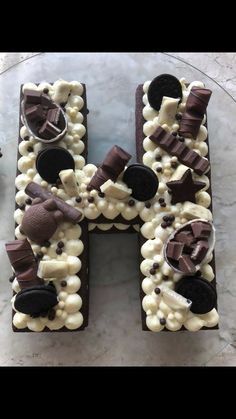 the letter h is made out of chocolate and marshmallows