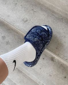 Bandana Slippers, White Culture, Paisley Bandana, Street Fashion Men Streetwear, Statement Shoe, Foto Poses, Shoe Inspo