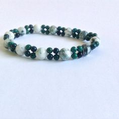 Casual Green Agate Bracelets, Adjustable Green Moss Agate Bracelet, Casual Green Agate Bracelet, Casual Green Beaded Bracelets With Natural Stones, Green Moss Agate Beaded Bracelets For Healing, Green Moss Agate Bracelet With Natural Stones, Green Moss Agate Beaded Bracelet For Healing, White Bracelets, Natural Stone Bracelets