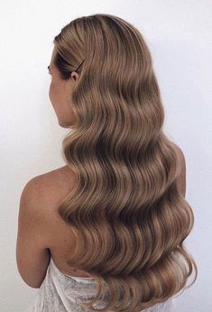 prom hairstyles for long hair half up, half up prom hair, elegant prom hairstyles down, prom hair half up half down Hairstyle Youtube, Luxy Hair, Hair Braid Videos, Prom Hairstyles For Long Hair, Penteado Cabelo Curto, Brown Blonde Hair, Lace Hair, Bleached Hair, Grunge Hair