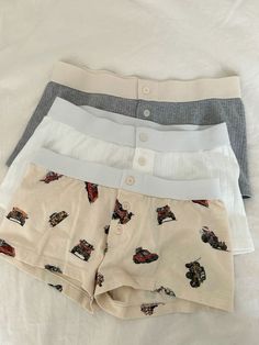 Boyshorts Outfit Aesthetic, Brandy Boy Short Outfit, Brandy Boy Shorts Outfit, Brandy Melville Sleep Shorts, Cute Pjs Shorts, Brandy Melville Pjs Shorts, Brandy Melville Boxer Shorts, Brandy Melville Pyjamas, Brandy Melville Boxers