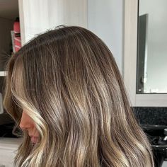 Cool Brown With Highlights, Brown Highlights On Blonde Hair, Vanilla Balayage, Highlights On Blonde Hair, Brown With Highlights, Light Brunette Hair, Ash Brown Hair Color, Hair Change, Light Brunette