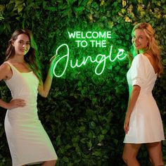 Welcome To The Jungle Neon signs take your added lighting experience to a whole new level. Led Light Wall Decor, Wall Decor Neon Sign, Party Neon Sign, Light Wall Decor, Led Light Wall, Fragile Label, Party Neon, Neon Sign Bedroom, Keep The Lights On