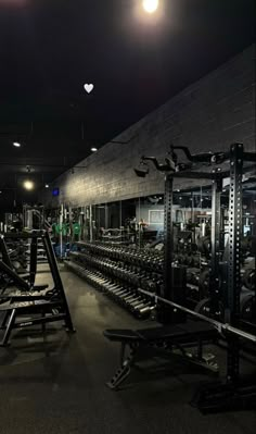 #gym Gym Life Aesthetic, Dark Gym Aesthetic, Dark Gym, Gym Core, Gym Vibes, Gym Lighting, Gym Girlie, Gym Wallpaper