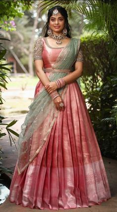 Half Lehenga Designs, Lehanga Look For Reception, Saree Lehnga Design Ideas, Lehanga Designs South Indian, Lengha Design From Saree, Traditional South Indian Lehangas, Ghagra For Engagement, Half Sari Designs, Silk Blouse Designs For Lehenga