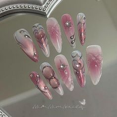 Pink Nails Design Butterfly, Silver Nails Butterfly, Creative Wedding Nails, Sailor Moon Themed Nails, Pink Ethereal Nails, Press On Sets, Hmong Nails, Pink Holographic Nail Designs, Nail Designs Long Almond