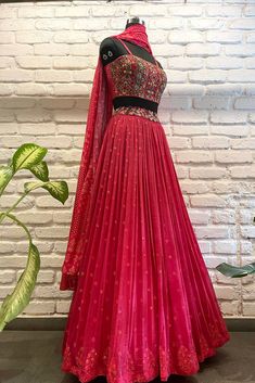 Fresh Pink Threadwork Lehenga – Studio East6 Label Anushree, Thread Work Lehenga, Embroidered Bustier, Simple Lehenga, Trendy Outfits Indian, Indian Outfits Lehenga, Indian Bride Outfits