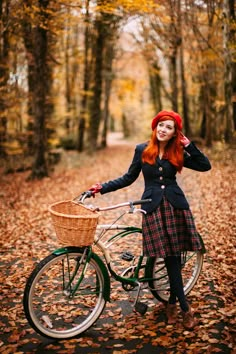 A Clothes Horse, Tan Blazer, Fall Photoshoot, Clothes Horse, Mode Vintage, Plaid Dress, Librarian