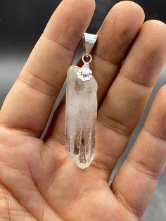 Beautiful vintage natural crystal quartz stone handmade pendent Natural Stone Pendant Crystal, Natural Stone Crystal Pendant, Unique Mineral Crystal Pendant, Handmade Quartz Crystal Pendant Necklace, Clear Quartz Gemstone Crystals, Healing Crystal Pendant, Ancient Roman Glass, Crystal Bead Necklace, Roman Glass