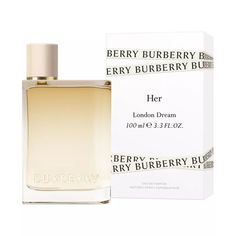 Her London Dream: a modern yet romantic, dream-like moment, set in the heart of London. Effortlessly natural - the epitome of the Burberry girl attitude - Her London Dream brings to life the beauty and freedom of hazy days in London. Bright and intriguing, it embodies a relaxed and youthful sense of style. Radiant and sparkling, the signature Her scent evolves into Her London Dream, with ripe top notes of lemon and fresh ginger - vibrant and memorable. With a romantic rose and peony heart. Burberry London Dream, Burberry Her London Dream, Burberry Her, Burberry Fragrance, Burberry Perfume, London Dreams, Romantic Dream, Wishlist 2024, Mens Gold Jewelry