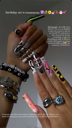 Black Nail Room, Oldies Nails, Capricorn Nails, Gemini Nails, Graffiti Nails, Money Nails, Birthday Nail, Rich Rich, Curved Nails