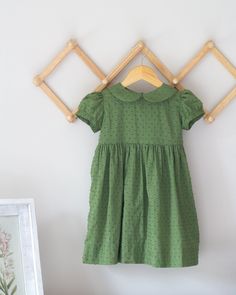 Wondering how to get started sewing baby clothes? Learn my tips for how I got the results I wanted with this toddler dress. From fabric choice to pattern choice, it all makes a difference when you sew! #sewing #tips #crafts Simple Toddler Dress Pattern, Toddler Dress Pattern Free, Diy Toddler Dress, Toddler Fall Dress, Vintage Toddler Dress, Frocks For Babies, Toddler Dress Patterns, Colorful Hairstyles