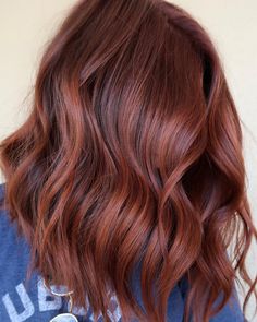 Spicy Wine and Auburn Balayage Hair Autumnal Hair, Dark Auburn Hair Color, Auburn Balayage, Fall Hair Color Trends, Dark Red Hair