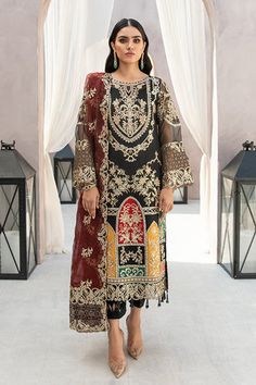 Buy Embroidered Salwar Kameez Pakistani Black Dress for Eid emblazoned with lavish designs, sequin, and tilla. This Pakistani Eid Dress is available Online Dress For Eid, Salwar Kameez Pakistani, Embroidered Salwar, Digital Dress, Pakistani Style, Readymade Saree, Pakistani Salwar Kameez, Eid Dresses, Embroidered Organza