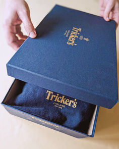 A sneak peak at unboxing Tricker's boots and shoes Brogues Style, Shoes Boots, Sustainable Fashion, Shoe Boots