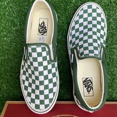 New In The Box Authentic Men’s Vans Classic Slip-On Color Theory Checkerboard Vn0a7q5d6qu Sneakers The Slip-On That’s Been Setting Trends Since 1979 The Classic Slip-On, With Its “No Laces, No Problems” Approach, Was First Introduced To The World In 1979. Since Then, It’s Become A Pop Culture Icon, Known For Its Ability To Dress Up Or Down, Its Reliable Comfort, And The Flexibility To Adapt To Everyone’s Style. With Its Unmistakable Red Heel Tab, Signature Checkerboard Print, And Rubber Waffle Outsole, The Classic Slip-On Checkerboard Is A Timeless Shoe That’s Right For Any Occasion. Iconic Slip-On Shoe Low Profile Canvas And Suede Uppers Classic Checkerboard Print Supportive Green Vans Shoes, Vans Sneakers Men, Vans Sk8 Mid, Vans Skateboard, Rare Vans, Chukka Sneakers, Disney Vans, Vans Men, Green Vans