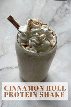 Looking for a tasty way to hit your protein goals without sacrificing flavor? This cinnamon roll protein shake provides essential nutrition AND tastes like a delicious breakfast cinnamon roll! Morning Protein, Breakfast Cinnamon