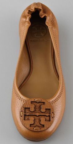 if only i had a normal sized foot. Camel Flats, Tory Burch Flats, Shoe Lover, Looks Style, Ballerinas, Jordan Shoes, Keds