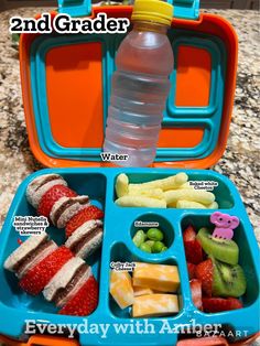 Cold School Lunches, Homemade School Lunches, Fun School Lunches, Lunch School, Easy Lunches For Kids, Kids Lunch Box Meals, Bento Box Lunch For Kids, Kindergarten Lunch, Preschool Lunch