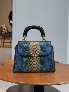 2024 New Arrival Vintage Women's Handbag, Customizable, Mature Style, Fashionable Trendy, Blue And Gold Snake Skin Pattern, Heavy Duty Hardware, Luxurious Lock Buckle, Can Be Carried As Handbag, Shoulder Bag Or Crossbody Bag, Detachable Handles Multicolor Elegant   PU Leather Colorblock,All Over Print,Textured Pattern Square Bag   Women Bags, size features are:Bust: ,Length: ,Sleeve Length: Snake Skin Pattern, Snake Patterns, Lingerie Accessories, Tote Pattern, Retro Women, Gold Snake, Tote Bag Pattern, Square Bag, Leather Tote Bag