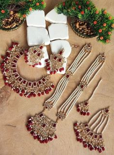 Most beautiful designer bridal set. Full complete set. Haitian Wedding, Bridal Packages, Pakistani Jewelry, Wedding Prices, Pakistani Bridal, Pakistani Wedding, Short Necklace, Bridal Set, Bridal Sets