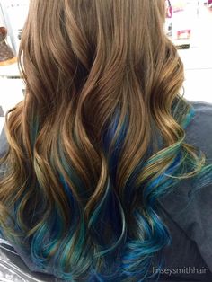 Hair Ideas For Brown Hair, Brown Hair With Blue, Blue Hair Ideas, Blue Peekaboo, Blue Brown Hair, Blue Hair Highlights, Ideas For Brown Hair, Brown To Blonde Balayage, Peekaboo Highlights