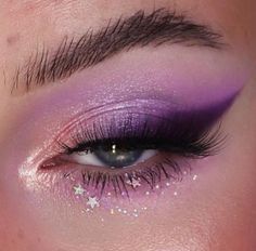 Purple Fairy Makeup, Gem Makeup, Gold Makeup Looks, Cute Eyeshadow Looks, Rave Makeup, Ethereal Makeup, Colorful Eye Makeup