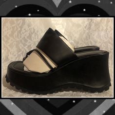 Vintage 90s Chunky Platform Wedges Deadstock Brand New Rare Platforms Size:9 (Can Fit A 8.5 Also) Bratzdoll Vibes Free People Clogs, Blue Platform Heels, Platform Dress Shoes, Goth Platforms, Black Platform Wedges, White Platform Sandals, Black Platform Boots, Platform Wedge Heels, Chunky Shoes