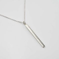 Personalize your style with the Engravable Silver Bar Necklace ✨💖! This elegant accessory features a sleek silver bar that can be customized with your special message or date. 💫 Perfect for any occasion, its minimalist design complements any outfit with modern flair. Crafted with high-quality materials for durability, the adjustable chain ensures a comfortable fit. 💕 Treat yourself or a loved one to this timeless accessory that will be cherished for years to come! 💖 Silver Bar Necklace, Silver Bar, Silver Bars, Timeless Accessories, Elegant Accessories, Your Special, Beautiful Gift Boxes, Bar Necklace, Minimalist Design