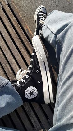 Converse Unisex-Adult Chuck Taylor All Star Canvas High Top Sneaker Converse Shoes Aesthetic, All Star Aesthetic, Boty Converse, Cute Converse Shoes, Converse Aesthetic, Cute Converse, All Stars Converse, High Top Sneaker, Star Shoes